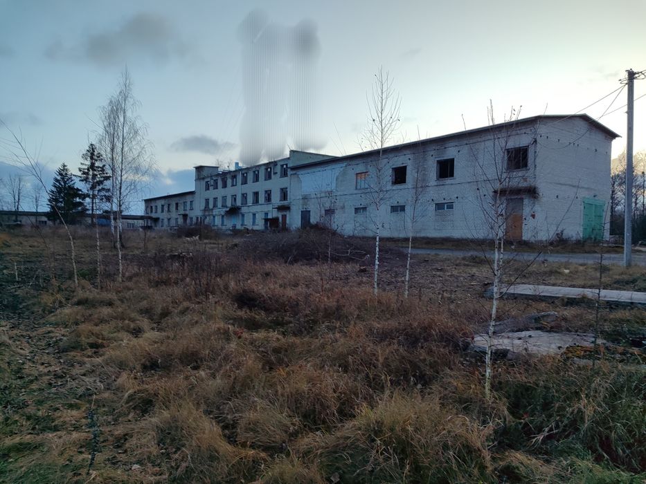 Будівля комерційна