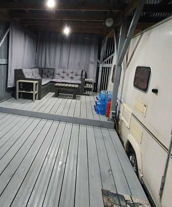 Kemping Bailey 4 osobowy, zadaszenie zabudowa  taras strefa wypoczynku