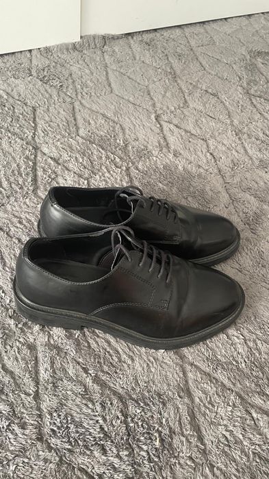 Buty do garnituru czarne rozm 40 Zara