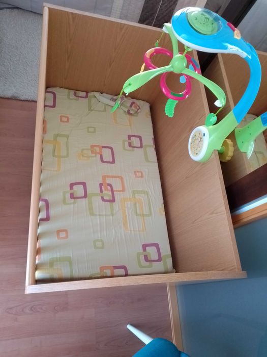 Cama berço de bebé