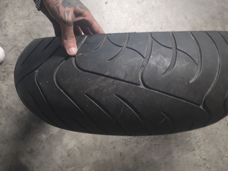 Pneus BRIDGESTONE 190/50/r17