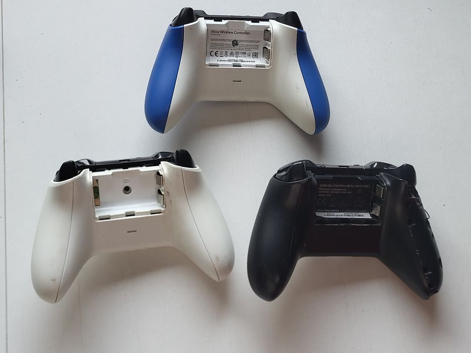 Pad 3 sztuki Xbox One S X Series uszkodzone Microsoft oryginalny