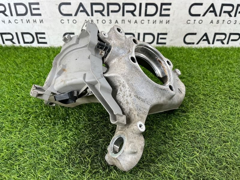 Поворотный кулак передний правый Mercedes-Benz EQB 350 X243  2022