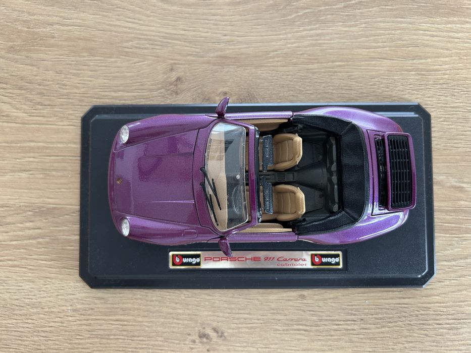 Bburago burago model Porsche 911 Carrera 1:24
