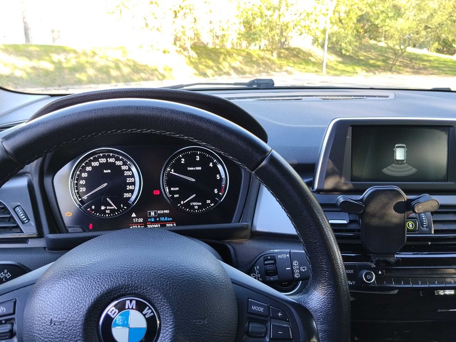 bmw 216 1.5cc-116cv-2019-7L-302000Km