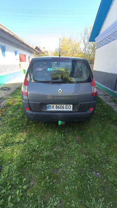 Продаєть авто Renault Scenic Megane 2006 року газ/бензин. 7 місць 205т пробіг.
