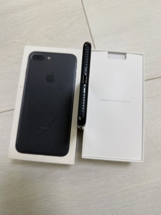 Продам iphone 7 plus black 128 Gb
