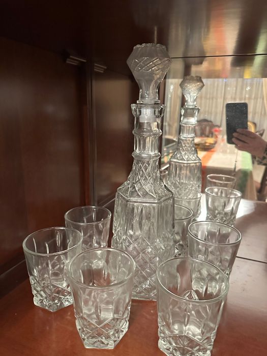 Garrafeira com copos