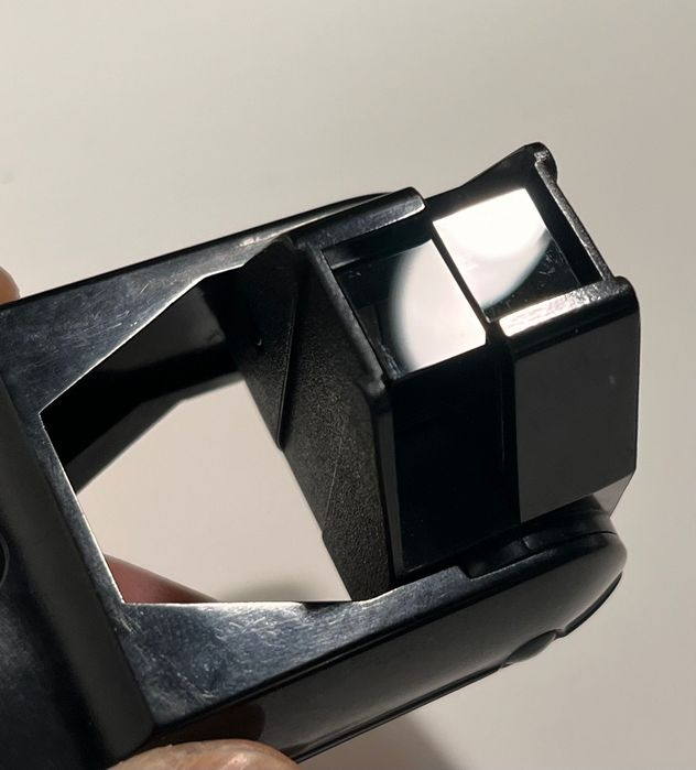 Węgielnica pryzmatyczna przyrząd geodezyjny