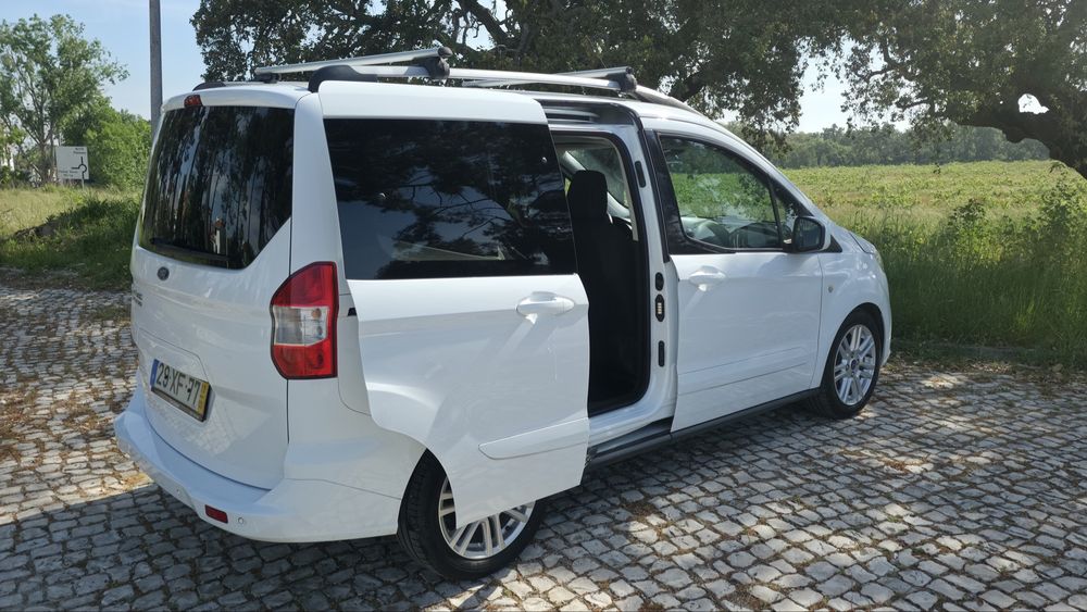 Ford Tourneo Courier 1.5 TDCi