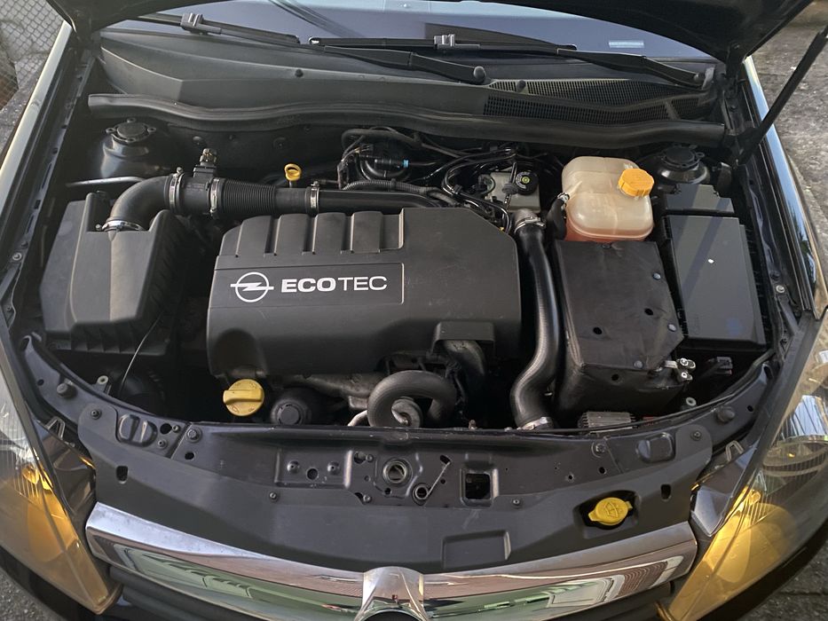 Opel Astra GTC 1.3 Cdti Sport