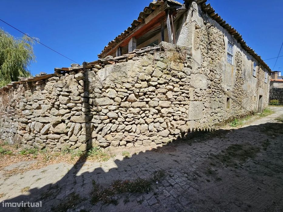 Casa De Pedra Para Reabilitar | Moreirinhas – Trancoso