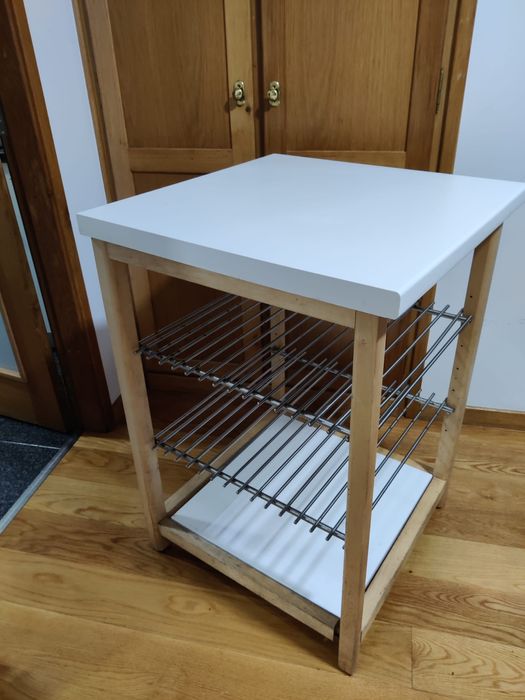 Side table / IKEA workbench64752108527106121