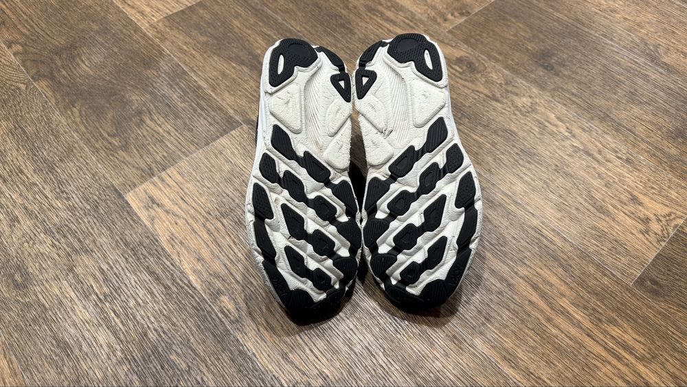 Мужские кроссовки Hoka One One Clifton 9, размер 42 cumulus superblast novablast