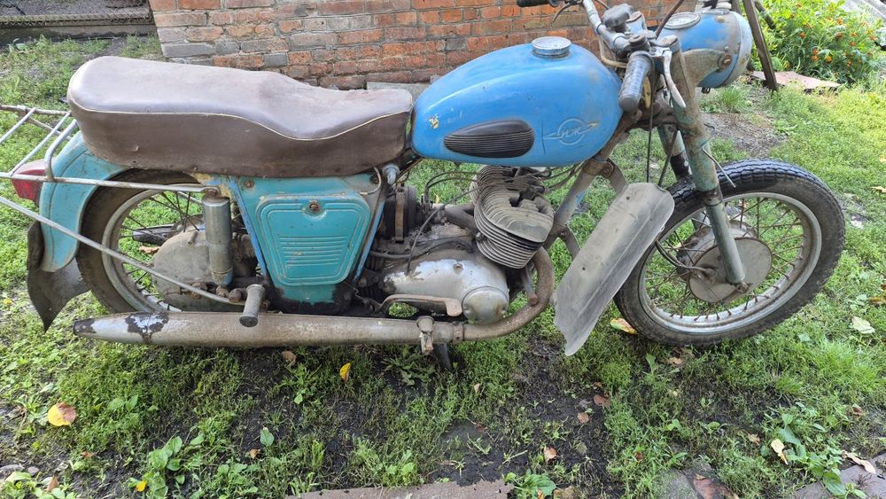 Продам мотоцикли іж п3, іж ю2