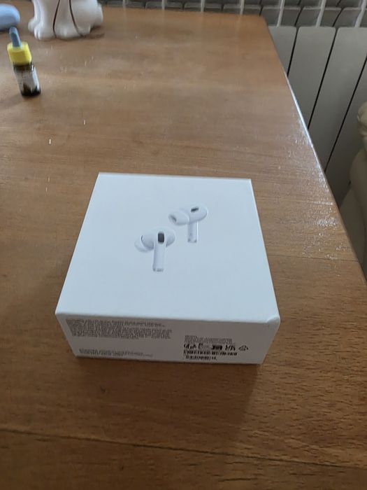 Нові навушники. Aplle airpods pro
