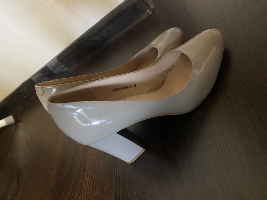 Туфли 38 р bosca