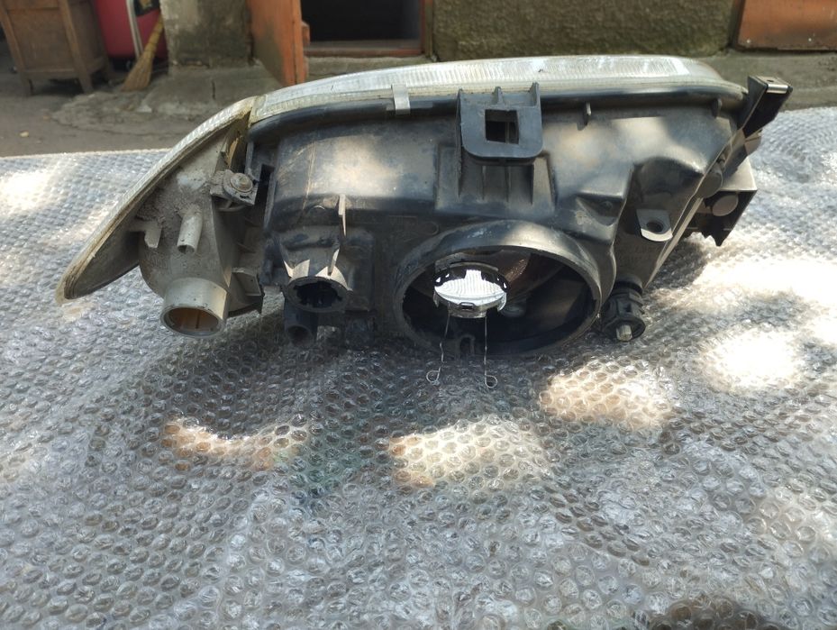 ТЕРМІНОВО продаю фару на Renault Megan (Рено Меган)