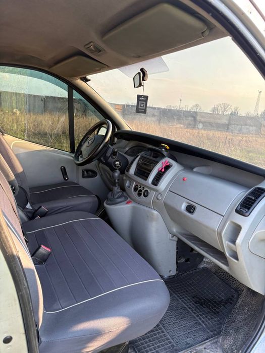 Opel Vivaro 1.9 дизель
