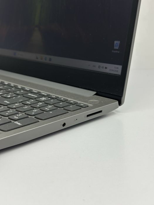 Lenovo IdeaPad 3 15 / i3-10110U / 8GB / SSD 512GB / NVIDIA