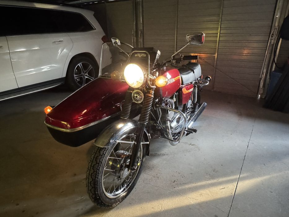 Jawa 350 „tęczówka” z koszem