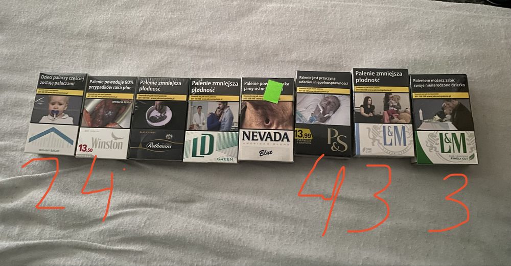Papierosy rekwizyty 19 paczek