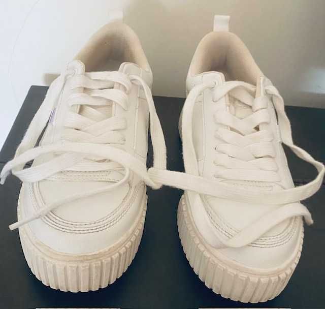 Ténis Zara Casual brancos. Desportivos !
