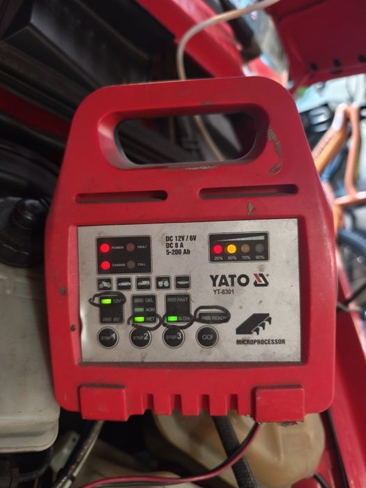 Prostownik YATO YT 8301