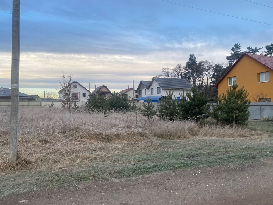 Щасливе продаю участок 8соток