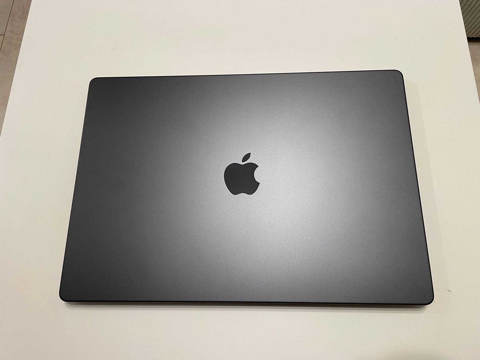MacBook Pro 16" M4 Pro 24/512 GB | 10 cykli | 100% bateria | gwarancja