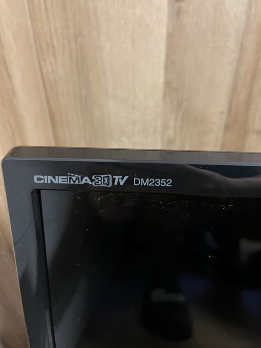 Monitor LG DM2352 z funkcją telewizora 23”