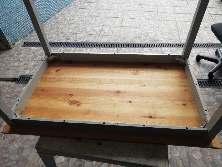 Mesa cozinha e 2 Cadeiras