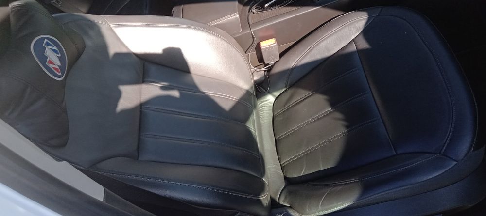 Buick Regal  premium 2