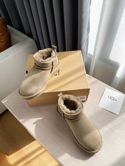 UGG Classic Ultra mini R.38