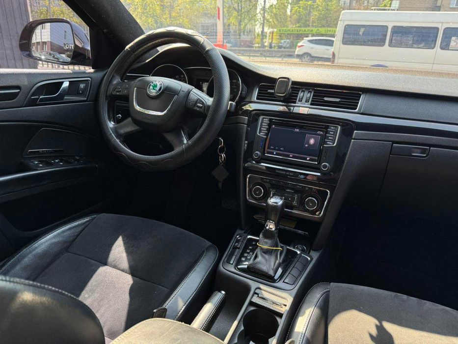 Skoda Superb 2009р 2,0 Дизель! Автомат! Обмін! Розстрочка!