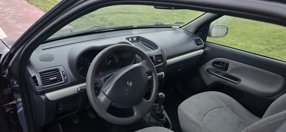Renault Clio 1.2 benzyna 2006r, klima 5 drzwi LIFT