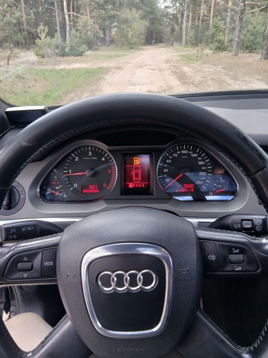 Продам авто AUDI A6 C6 кватро...