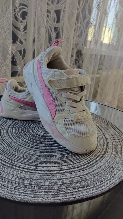 Кросівки для дівчинки Puma