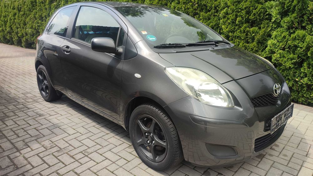 toyota yaris 1,0b