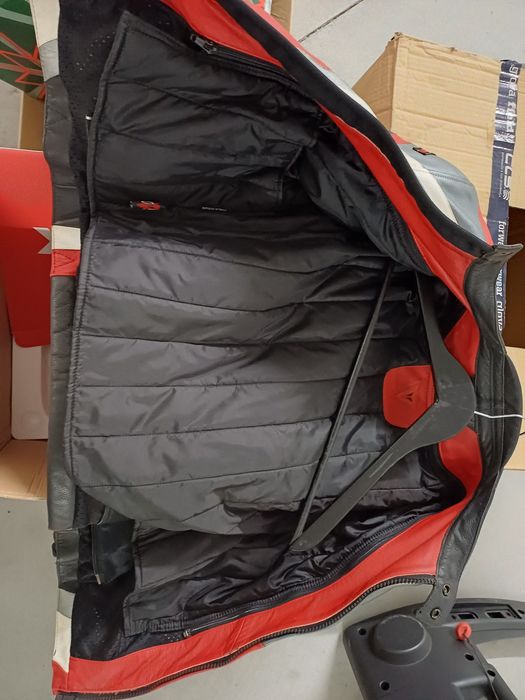 Casaco Dainese tamanho 50