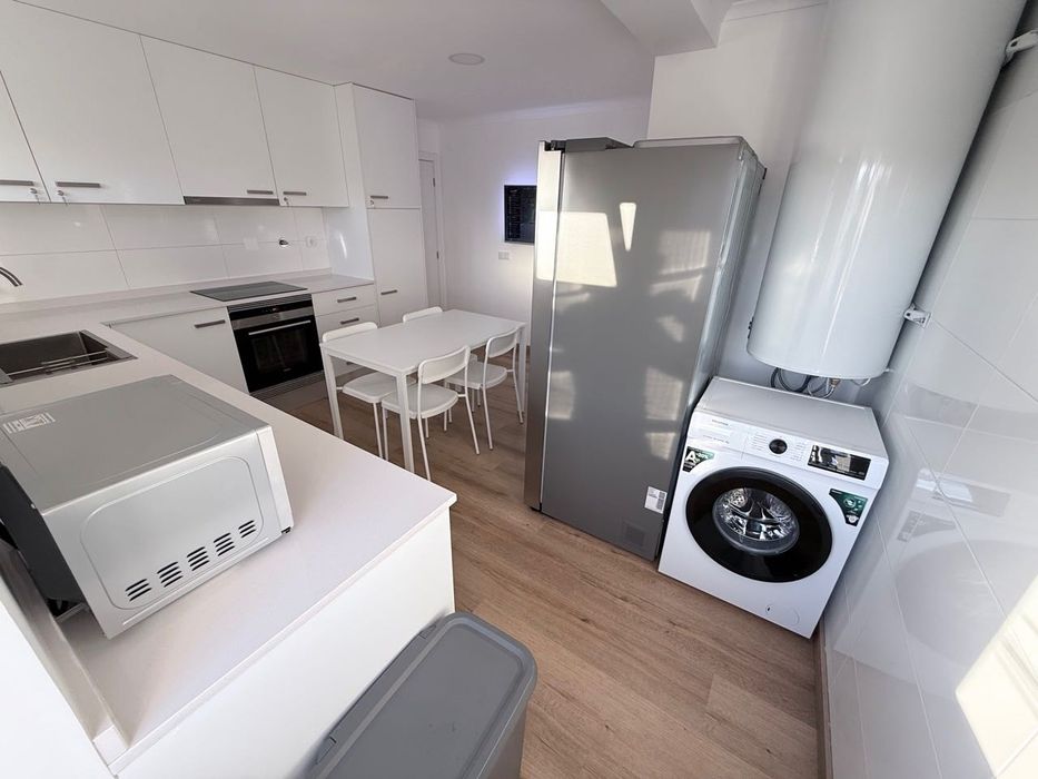Quarto para 2 pessoas, para arrendar em Rua Cidade da Beira Olivais Sul - Lisboa