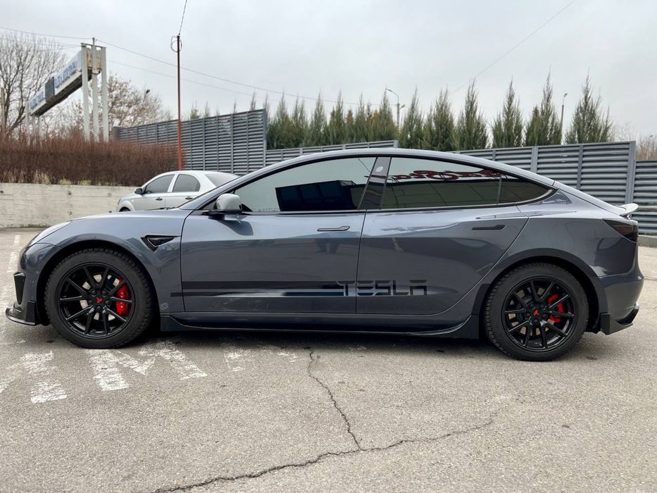 Tesla model 3 2020 Long Range , Dual motor , 75 klv