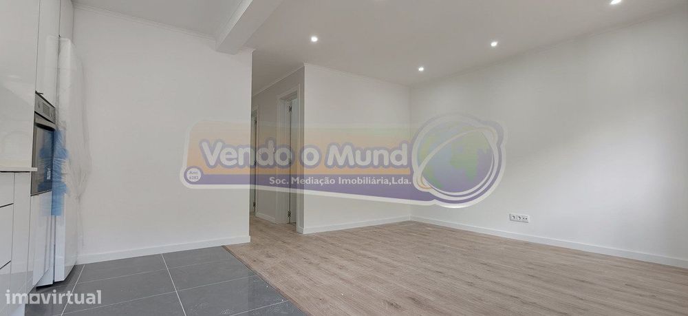 Apartamento T2 na Amadora (LXAMD038)