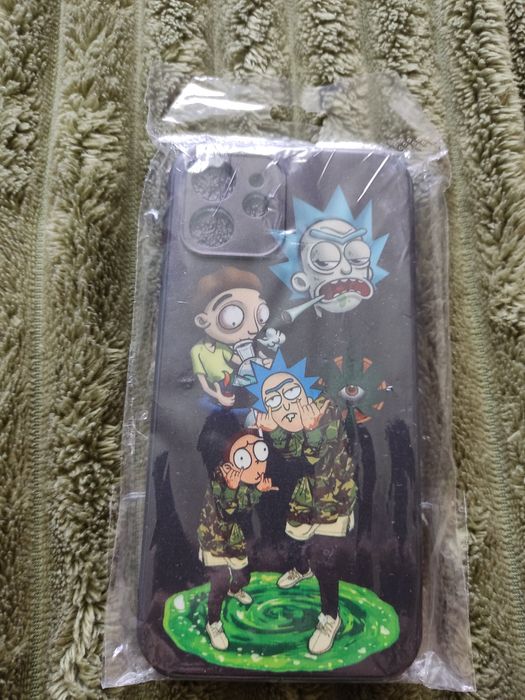 Чохол на айфон 12