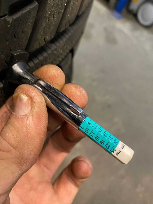 Koła opony zimowe felgi alu Mercedes E W212 225/55 R16 Michelin 7mm