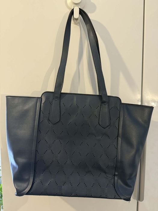 Ciemno niebieska torebka