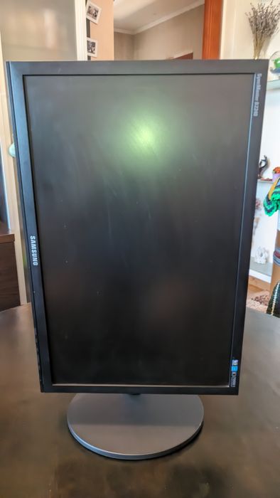 Монітор Samsung SyncMaster B2240, LG FLATRON L222WS