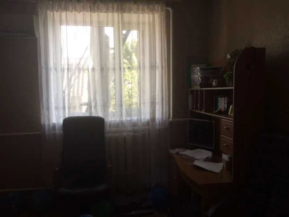 (13) Продам 2-рівневий будинок в с. Радісне