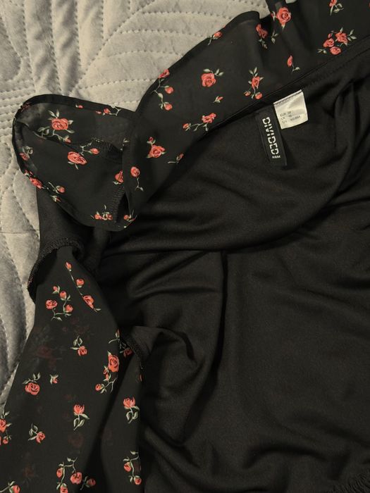 Блуза H&M з довгим широким рукавом
