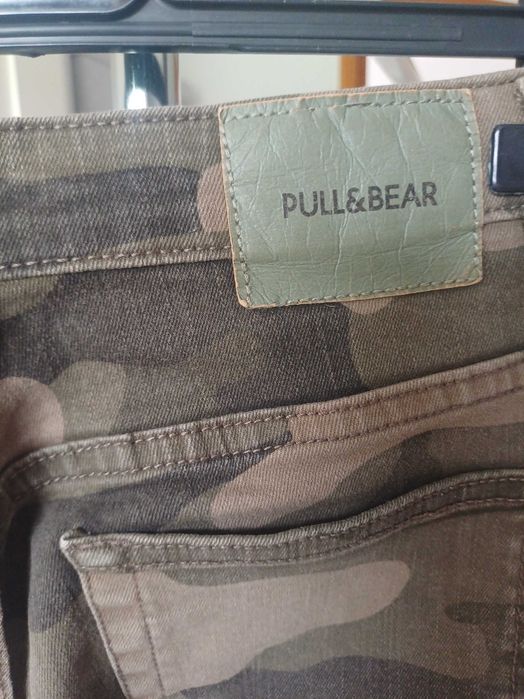 Spodnie Moro Pull and bear M